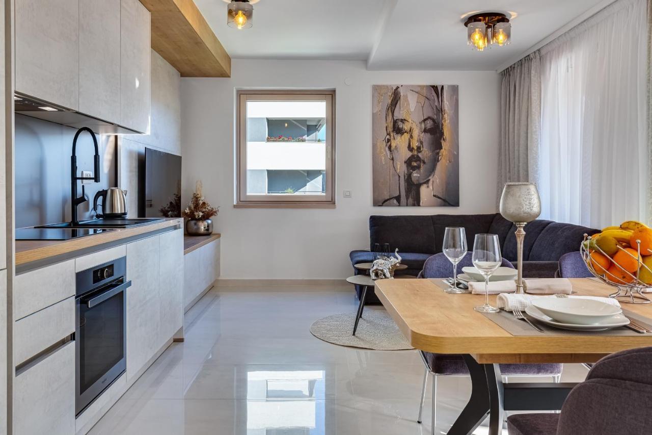 Diamond Two Bedroom Apartment Zadar Eksteriør billede