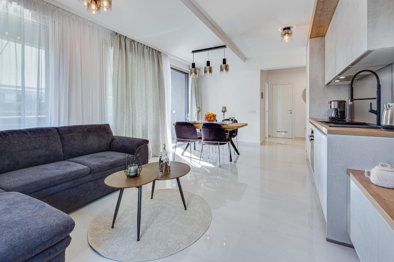 Diamond Two Bedroom Apartment Zadar Eksteriør billede