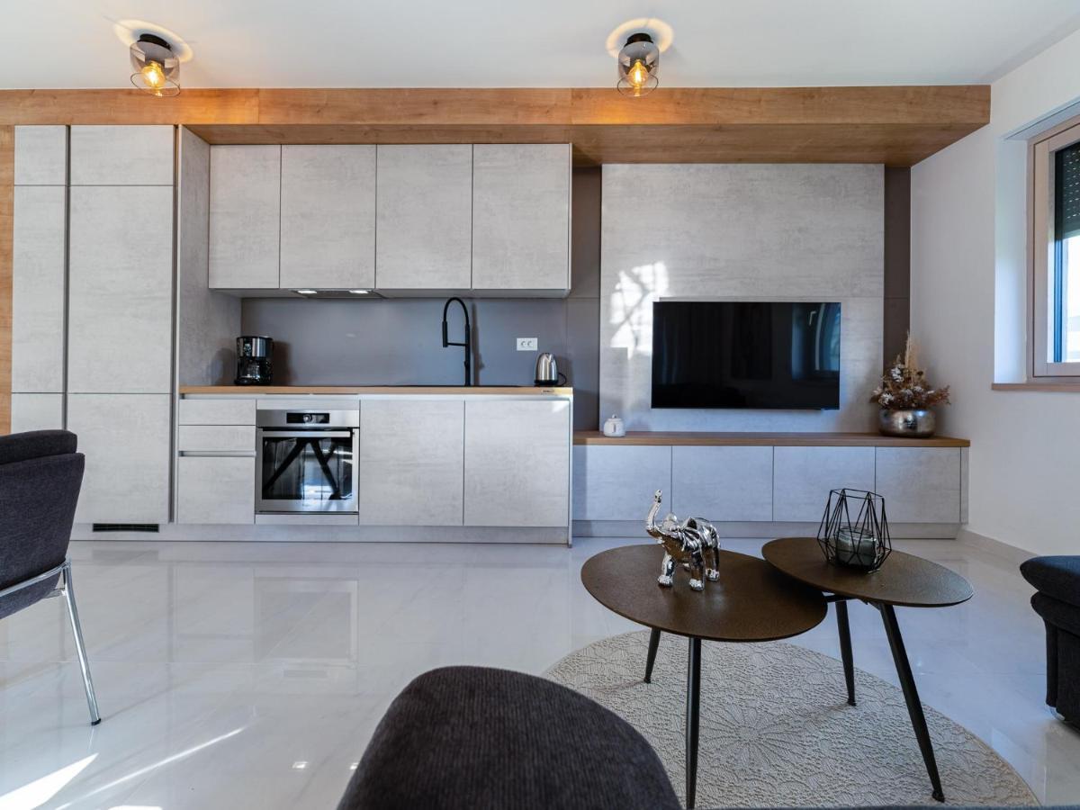 Diamond Two Bedroom Apartment Zadar Eksteriør billede