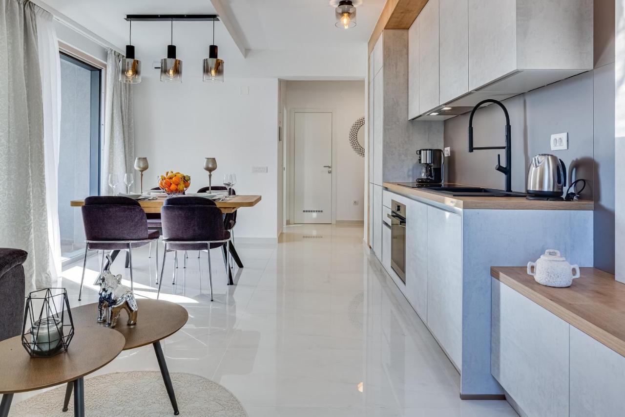 Diamond Two Bedroom Apartment Zadar Eksteriør billede