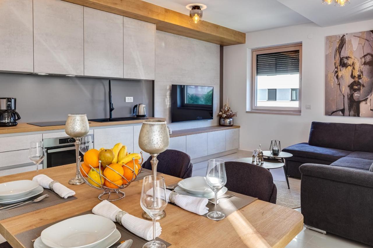 Diamond Two Bedroom Apartment Zadar Eksteriør billede